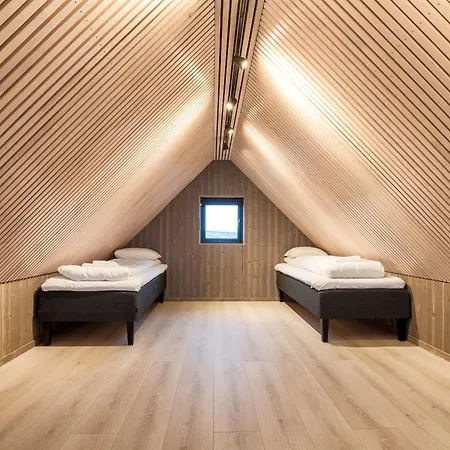 Apartment Attraktiv Pa Kaikanten I